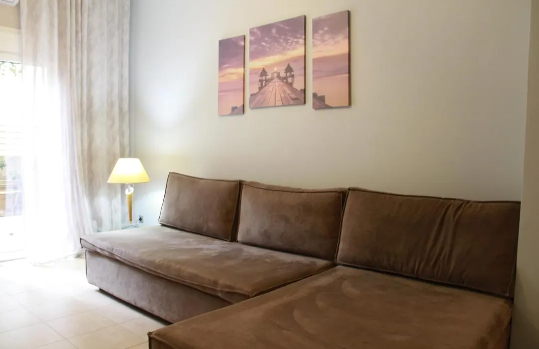 Apartment Maxim-1